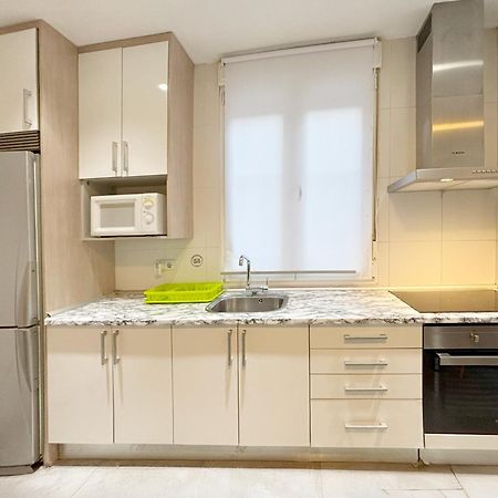 Luminoso, Con Patio Y Buena Zona Apartment Madrid Exterior photo