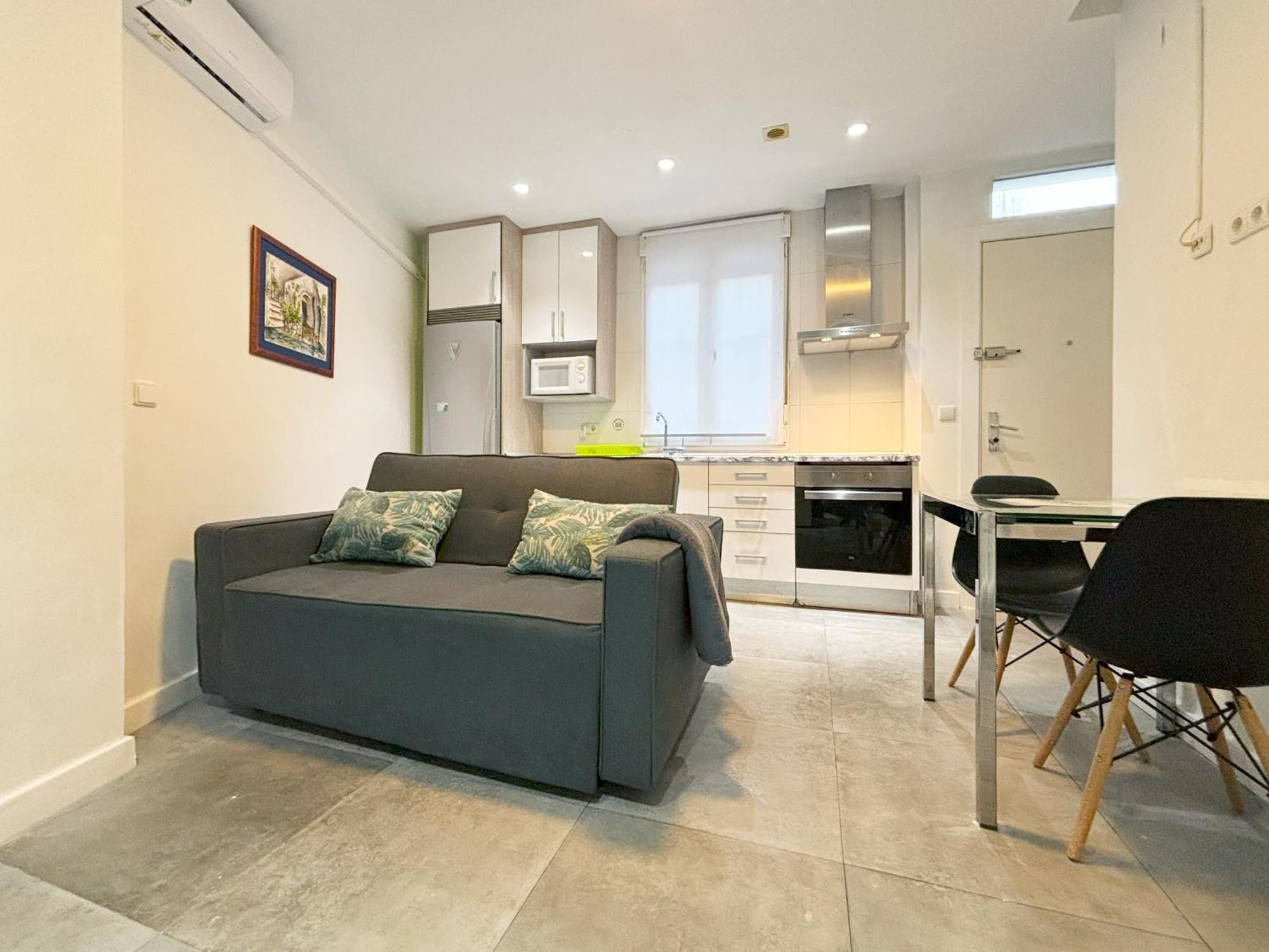 Luminoso, Con Patio Y Buena Zona Apartment Madrid Exterior photo